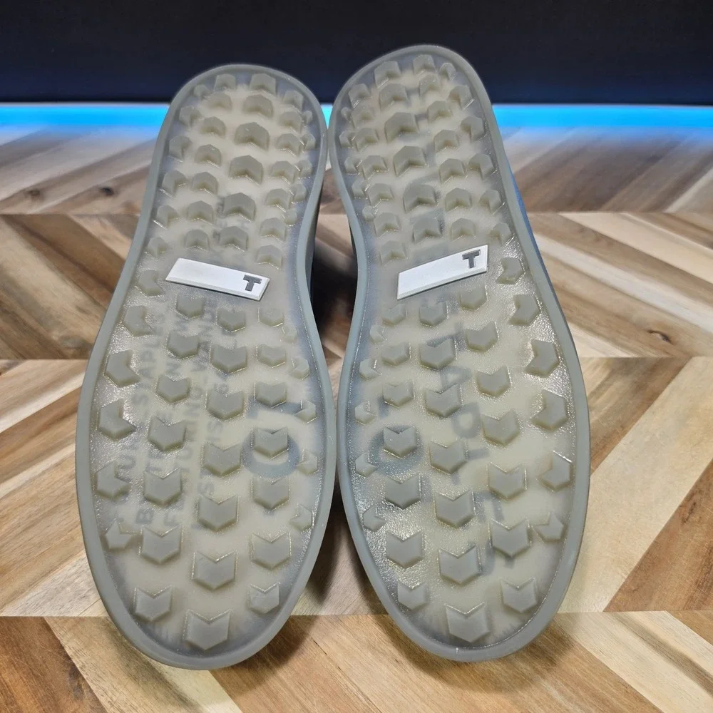 True Linkswear Future Staples FS-01 Golf Shoes Size 11.5 Gray Leather Spikeless